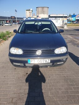 Golf 4 - 4