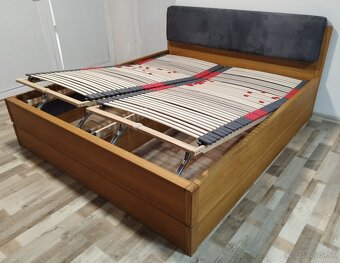drevena polohovatelna manzelska postel 180x200x56 cm - 4