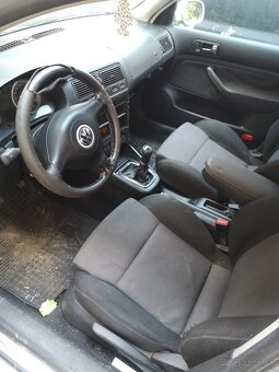 Golf 4 - 4