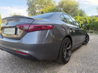 Alfa Romeo Giulia 2.2 Diesel 150 AT Super - 4