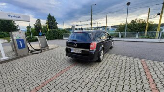 Predám Opel Astra H - 4