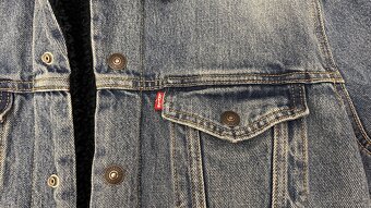 Pánska džínsová zateplená bunda LEVIS - veľkosť M - 4