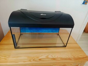 Predám akvárium pre škrečka aj s príslušenstvom - 4