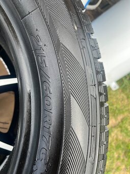 Hankook Winter RW06 215/60 R17C - 4