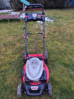 Benzínová kosačka Hecht - 4