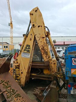 JCB 3CX 4X4 - 4