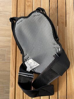 Chranič na chrbticu Tattini XS - 4