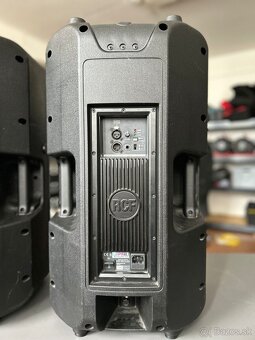 Predám 2ks reproduktorov RCF ART 315-A + statívy - 4