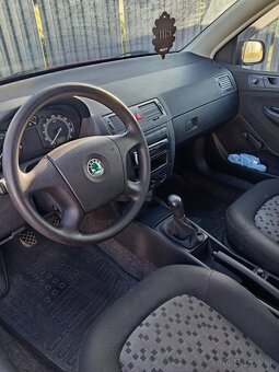 Škoda Fabia - 4