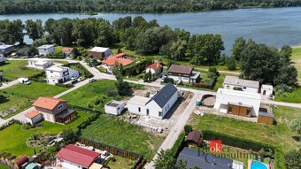 Víkendová oáza pre náročných – pozemok pri jazere v stráženo - 4