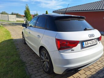 Audi A1 1,2 TFSI Sportback S-line - 4