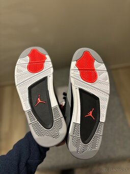 Air Jordan 4 Retro Infrared - 4