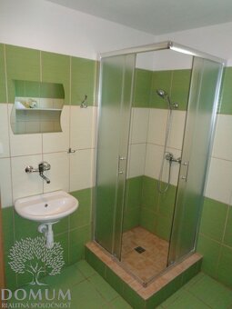 Ubytovacie zariadenie - Apartmánové byty Nové Mesto n/V, RED - 4