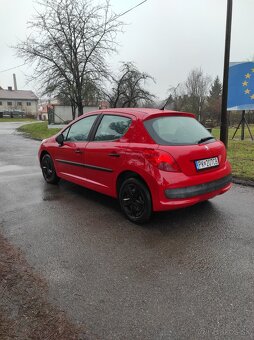 Peugeot 207 1.4i rv 2009 - 4