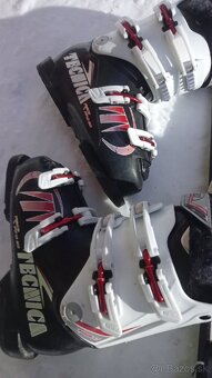 Predám detský lyžiarsky set Atomic - 4