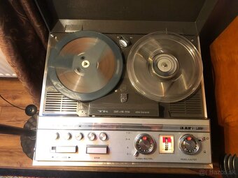 Grundig TK 245 - 4