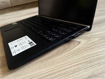 ASUS Zenbook 14 ux534f - 4