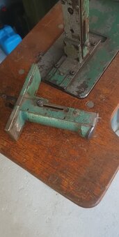 Obuvnícky šijací stroj - 4