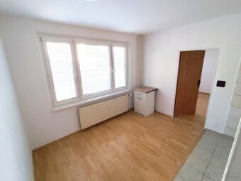 Tisovec 1.izbový byt prenájom - 4
