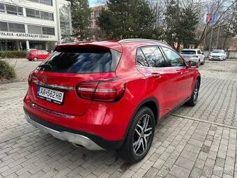 Mercedes Benz GLA 180 d - 4