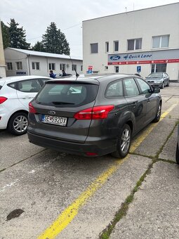 predám Ford Focus combi 1,6 benzin - 4