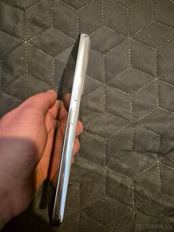 Samsung galaxy s22 5g - 4