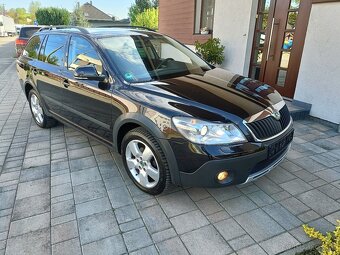 ŠKODA OCTAVIA SCOUT 4x4 2.0 TDI 103 kW CR - 4