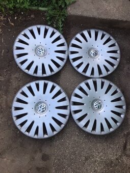 Plechové disky Volkswagen R16 5x112 + VW puklice - 4