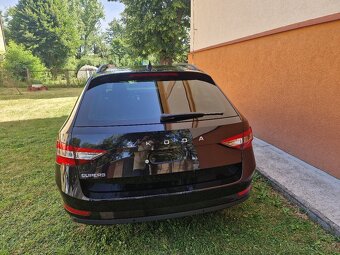 Predám Škoda Superb Combi III - 4