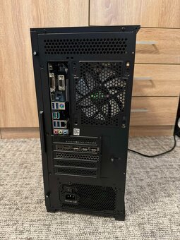 Herné PCčko Ryzen 7 5800X/ RTX 3070/ 32GB/ 1TB NvMe - 4