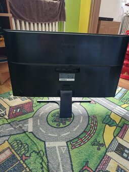 Predám 28" monitor Samsung U28E590D - 4