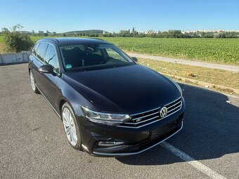 VW PASSAT R-LINE Variant 2.0 TDI DSG 4motion - 4