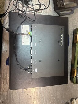 plug-in tech lcd touchscreen monitor - 4