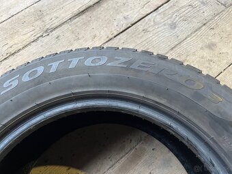 215/60R16 99H Pirelli Sottozero 3 - 4