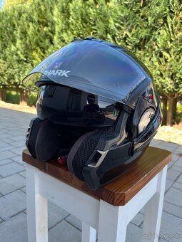 Vyklapacia prilba Shark evolineseries3 - 4