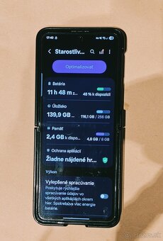 Samsung Z Flip 3 - 4