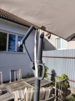 Slnečník na terasu 3m - 4