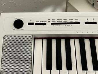 Predám piano yamaha - 4