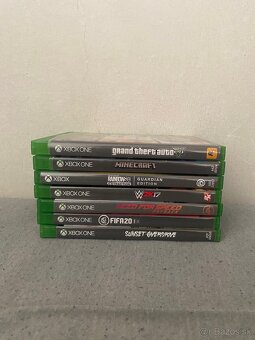 Xbox One S 1tb - 4