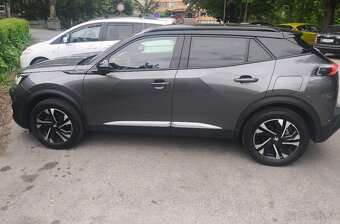 Peugeot 2008 - 4