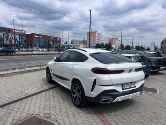 Predam BMW X6 xDrive30d 210kw biela M packet,rv2021 - 4