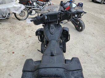 Indian Roadmaster Dark Horse - 4