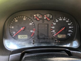 Golf 4 1.9 tdi - 4