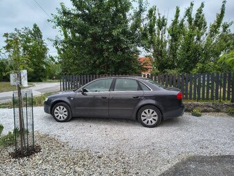 Predám Audi A4 B7 2.0 benzín,96kw - 4