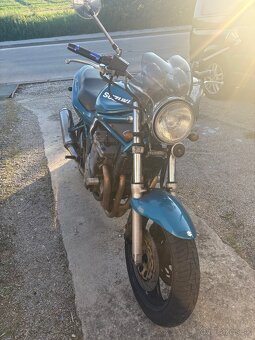 Suzuki bandit 600 - 4