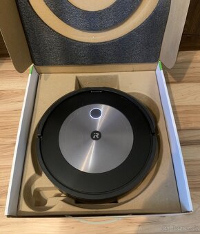 iRobot Roomba j7 - 4