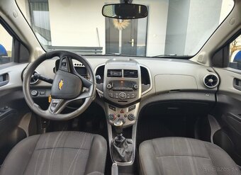 Chevrolet Aveo - 4
