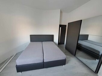 Predáme 3 izb byt s terasou, parkovaním a pozemkom 87m2 - 4