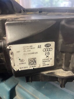 Predný svetlomet Audi a3 - 4