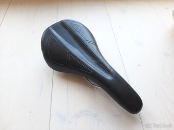 sedlo na bicykel specialized - 4
